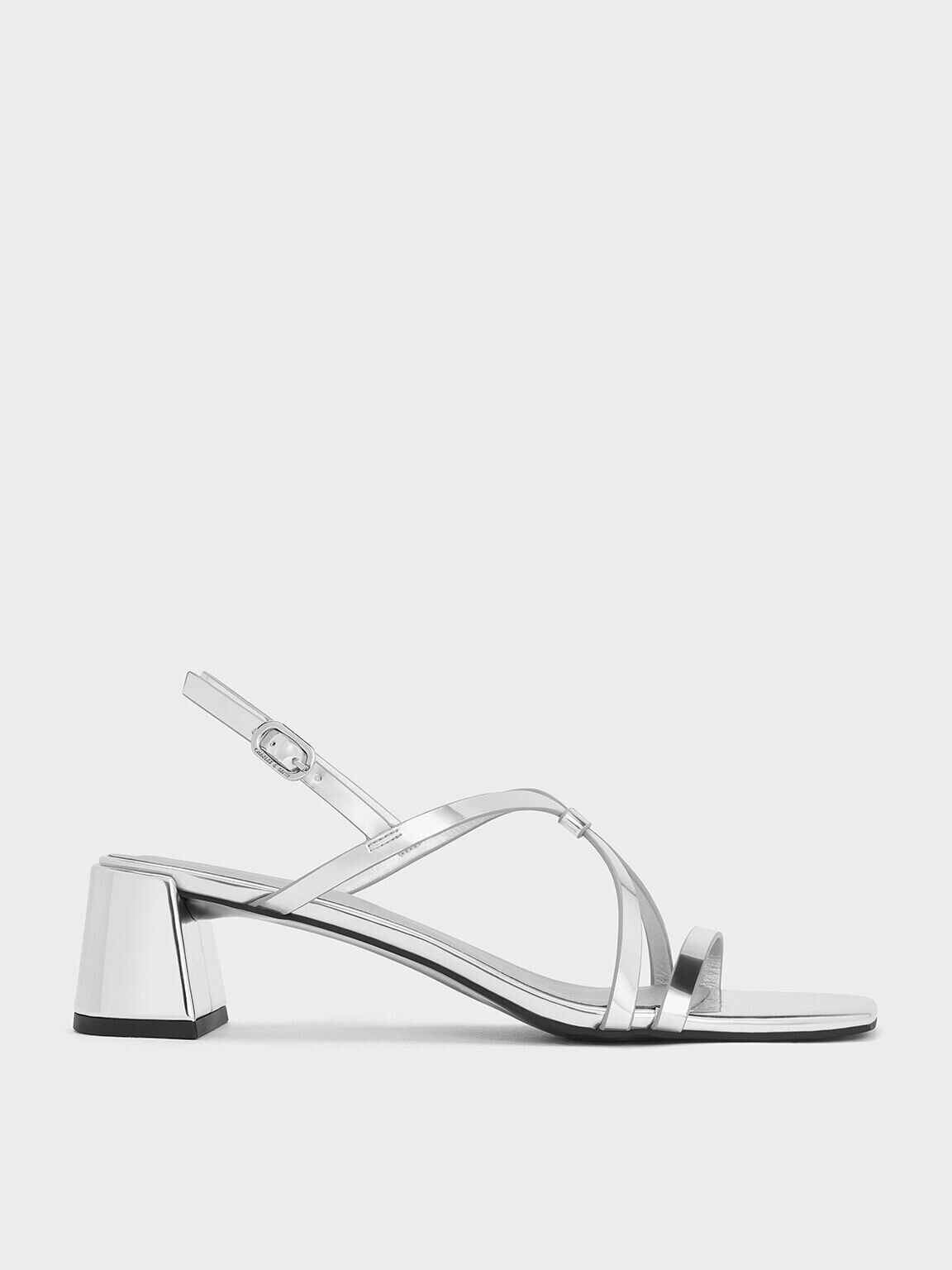 CHARLES & KEITH ストラッピー スクエアトゥブロックヒールサンダル