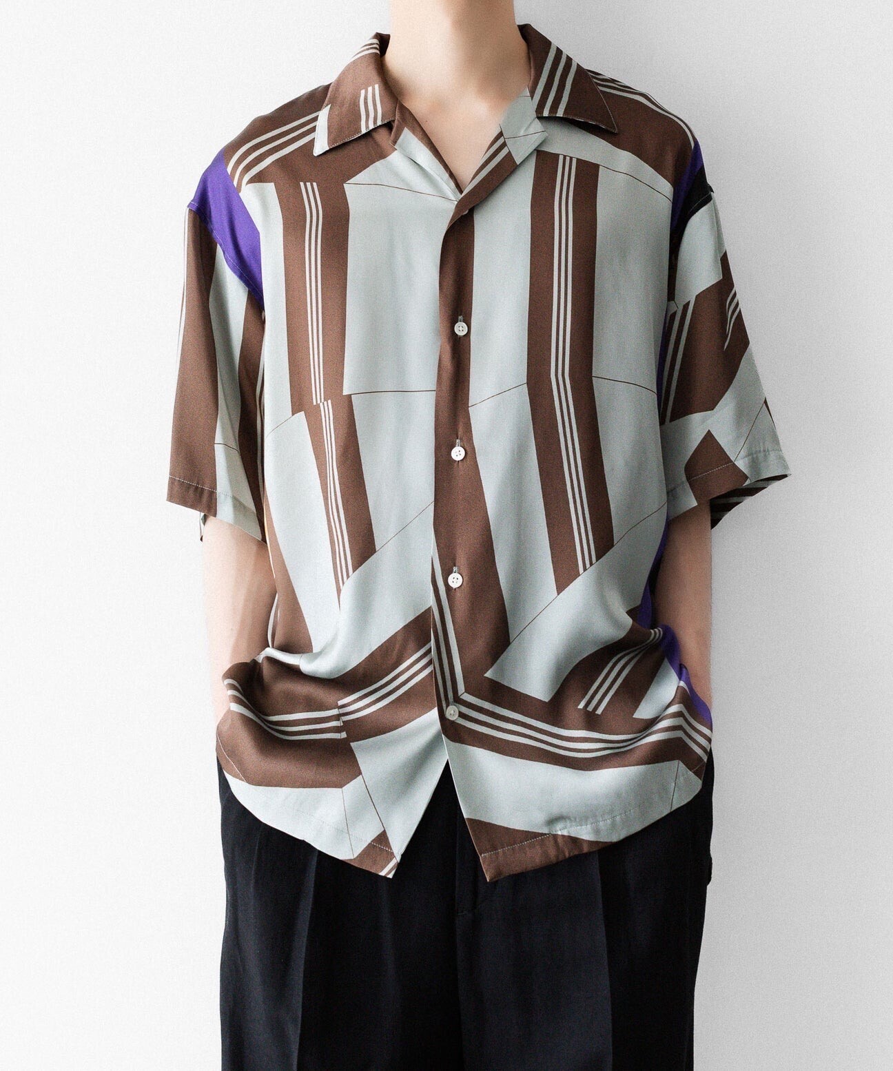 ANTHEM A COLLAGE PRINTED OPEN COLLAR SHIRT - SAGE GREEN