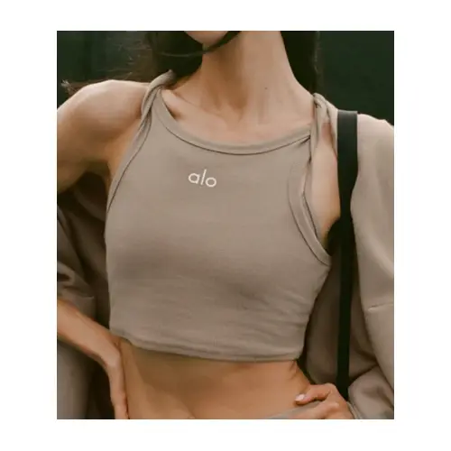 Alo Yoga アスパイア タンクトップ