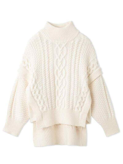 emmi atelier ポンチョ風ケーブルニット
