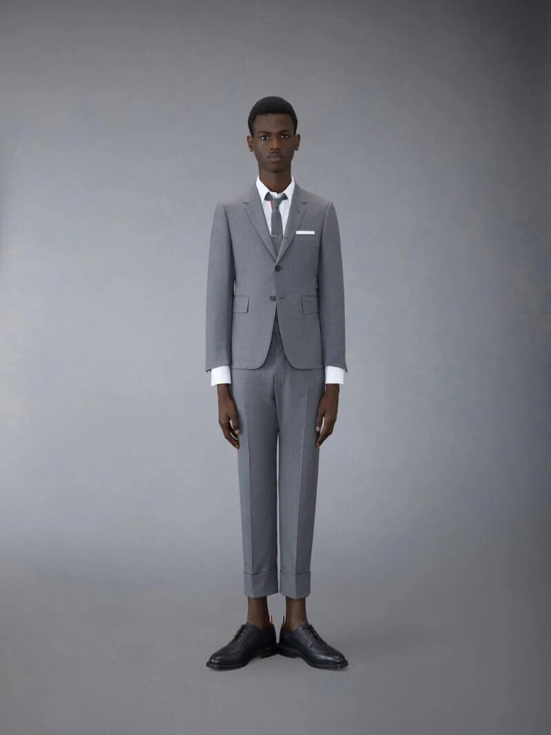THOM BROWNE. NEW YORK ミディアムグレー スーパー120 ウールツイル スーツ