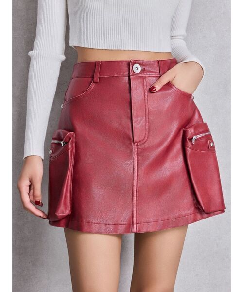 GYDA URBAN EDGEフェイクレザーユーティリティースカートライクショートパンツ