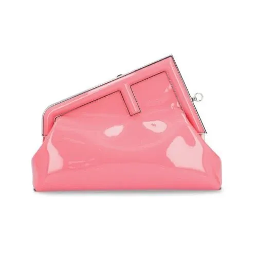 FENDI ミディ クラッチ
