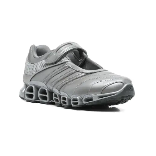 adidas Megaride Taqwa スニーカー