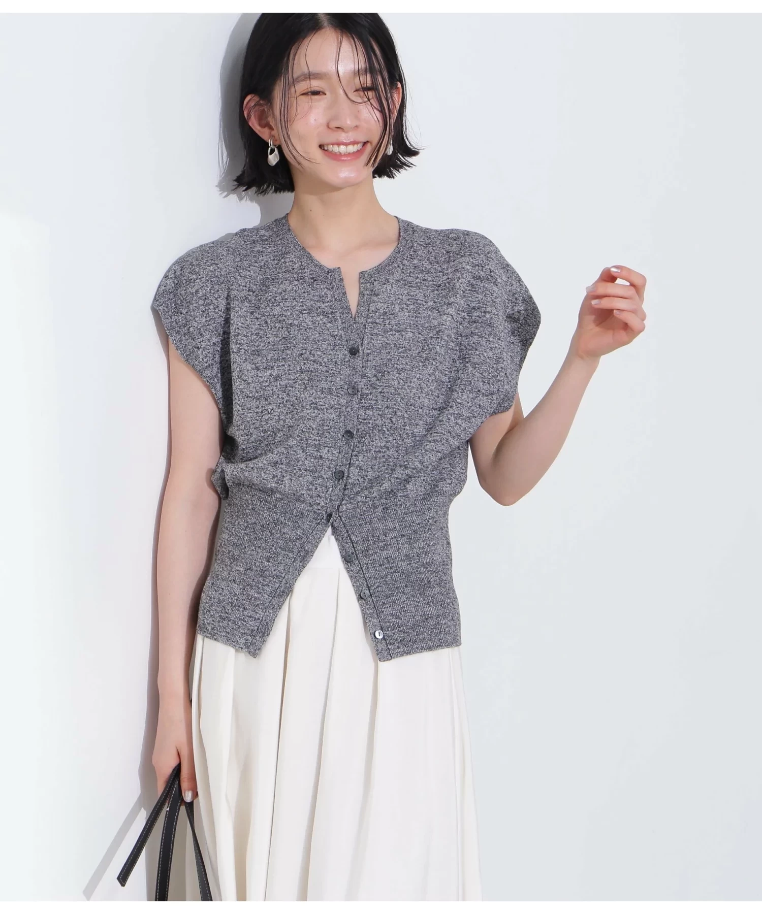 N.Natural Beauty Basic* キーネックニットジレ