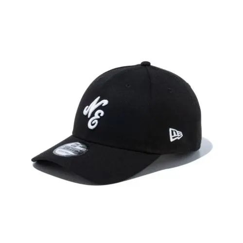 NEW ERA 9FORTY クラシックロゴ ブラック × ホワイト