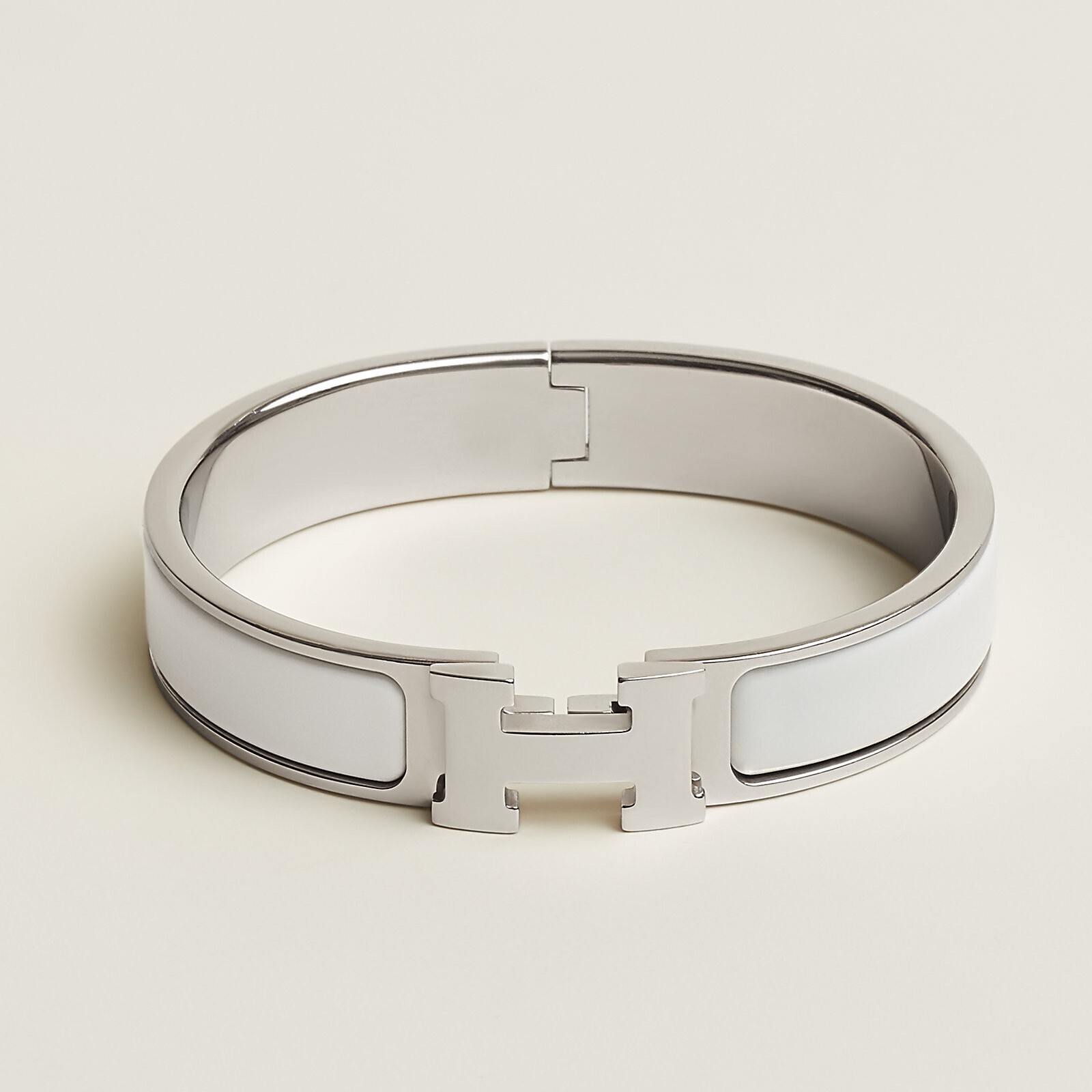 HERMES エナメルブレスレット 《クリックH》