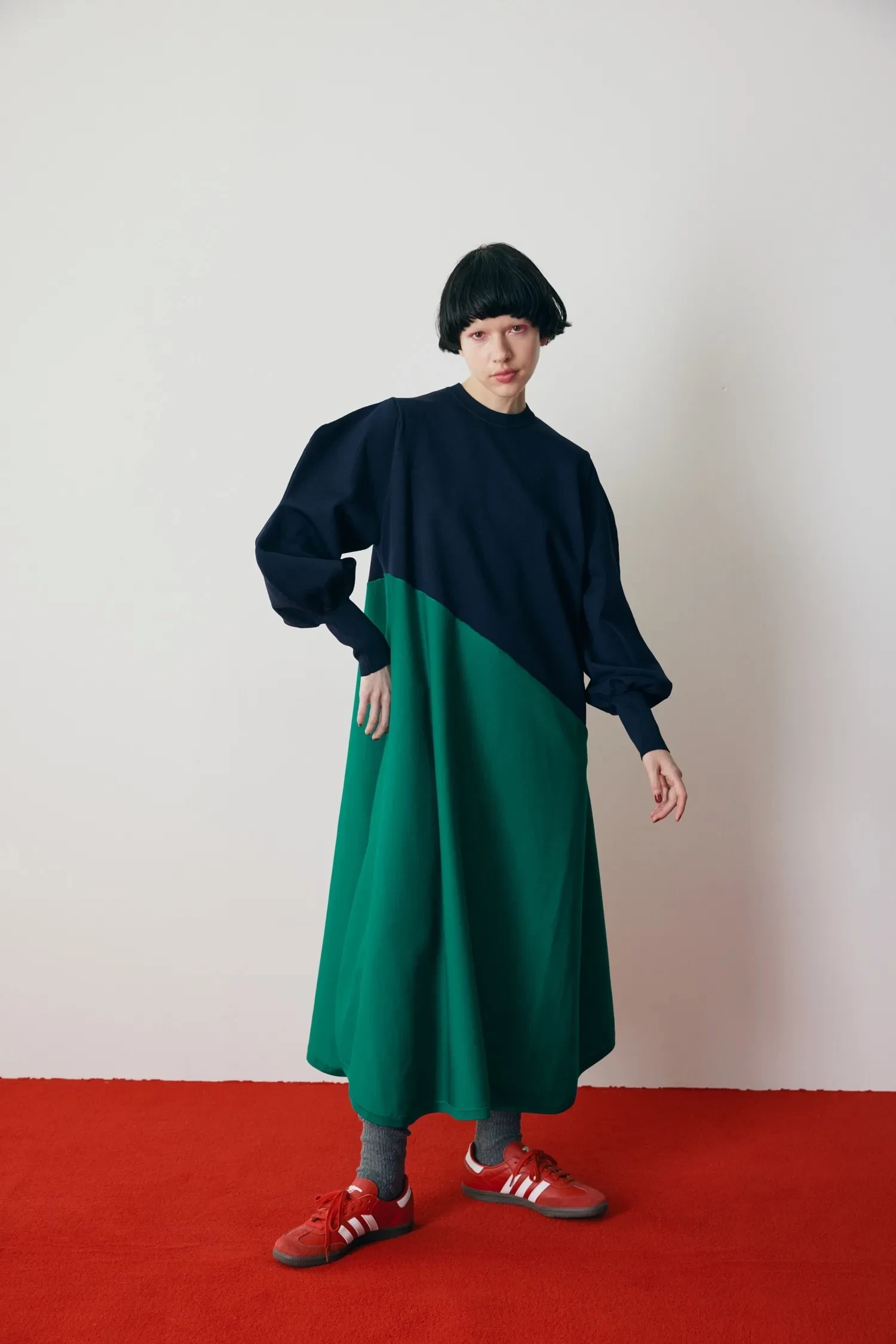 HeRIN.CYE Asymmetry hem knit dress
