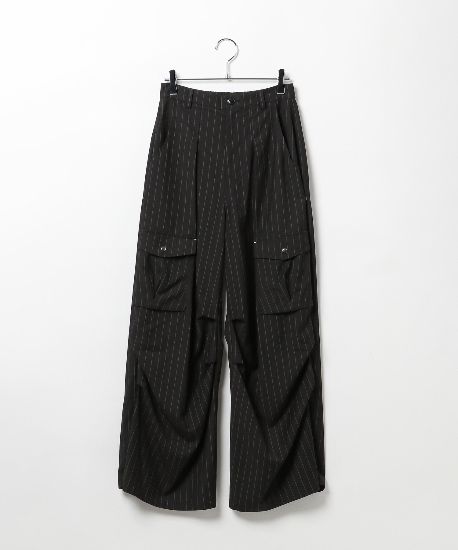 Anui バレルスナップカーゴパンツ