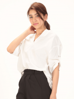 &g’aime &g'aime【980-60202】ロールアップVネックブラウス