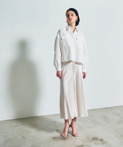 GRACE CONTINENTAL バックコンシャスシャツ