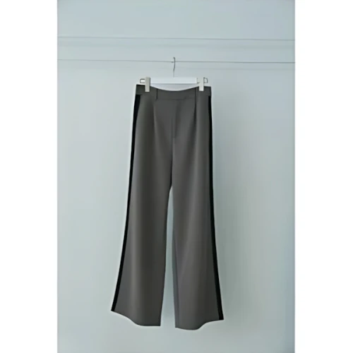 福寿外貌 Side Line Stretch Pants