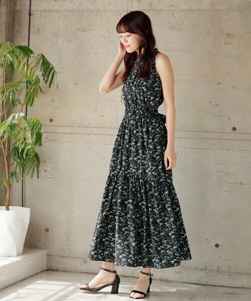 LADYMADE バックウエストオープンワンピース
