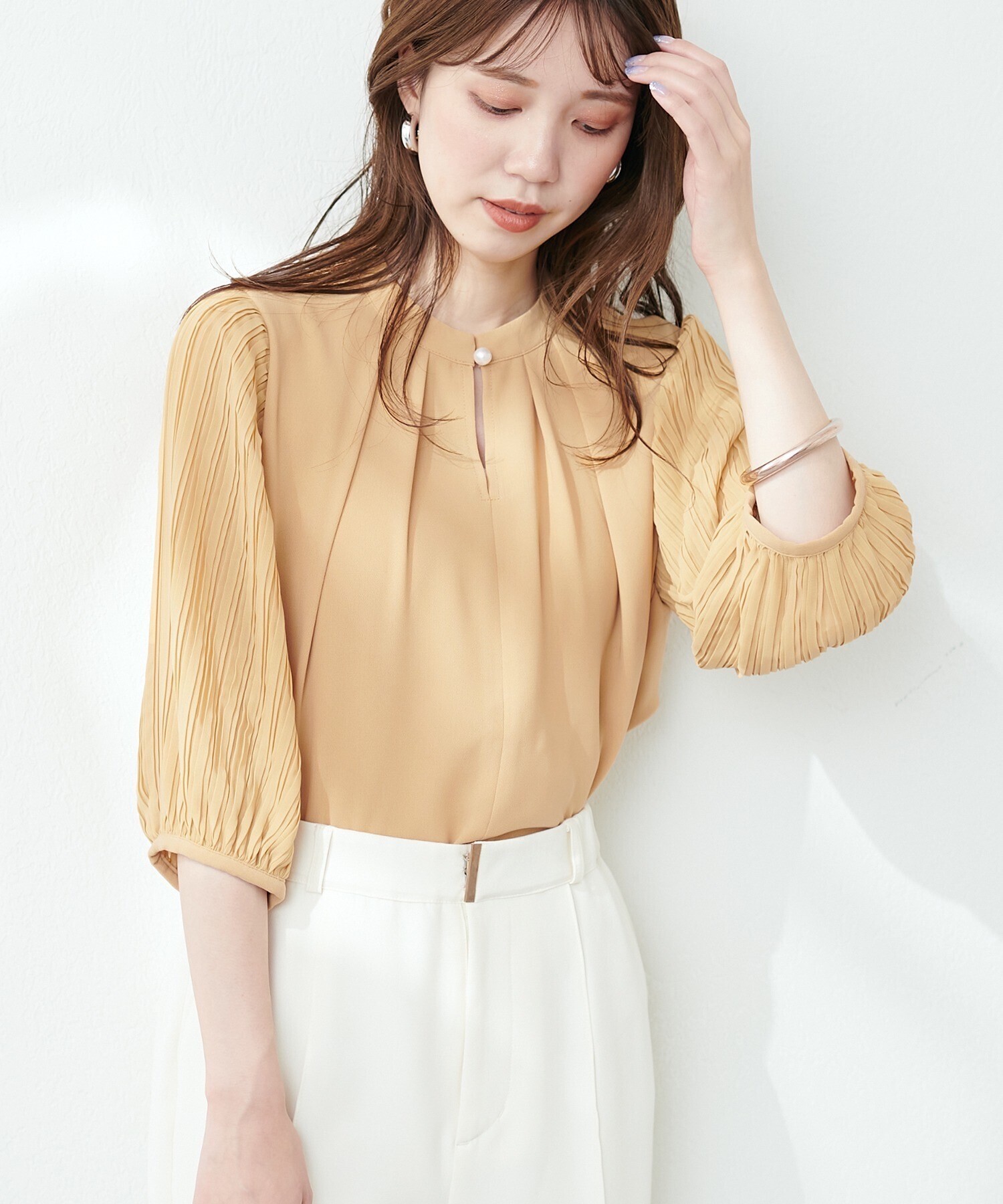 natural couture プリーツスリーブきれいめブラウス