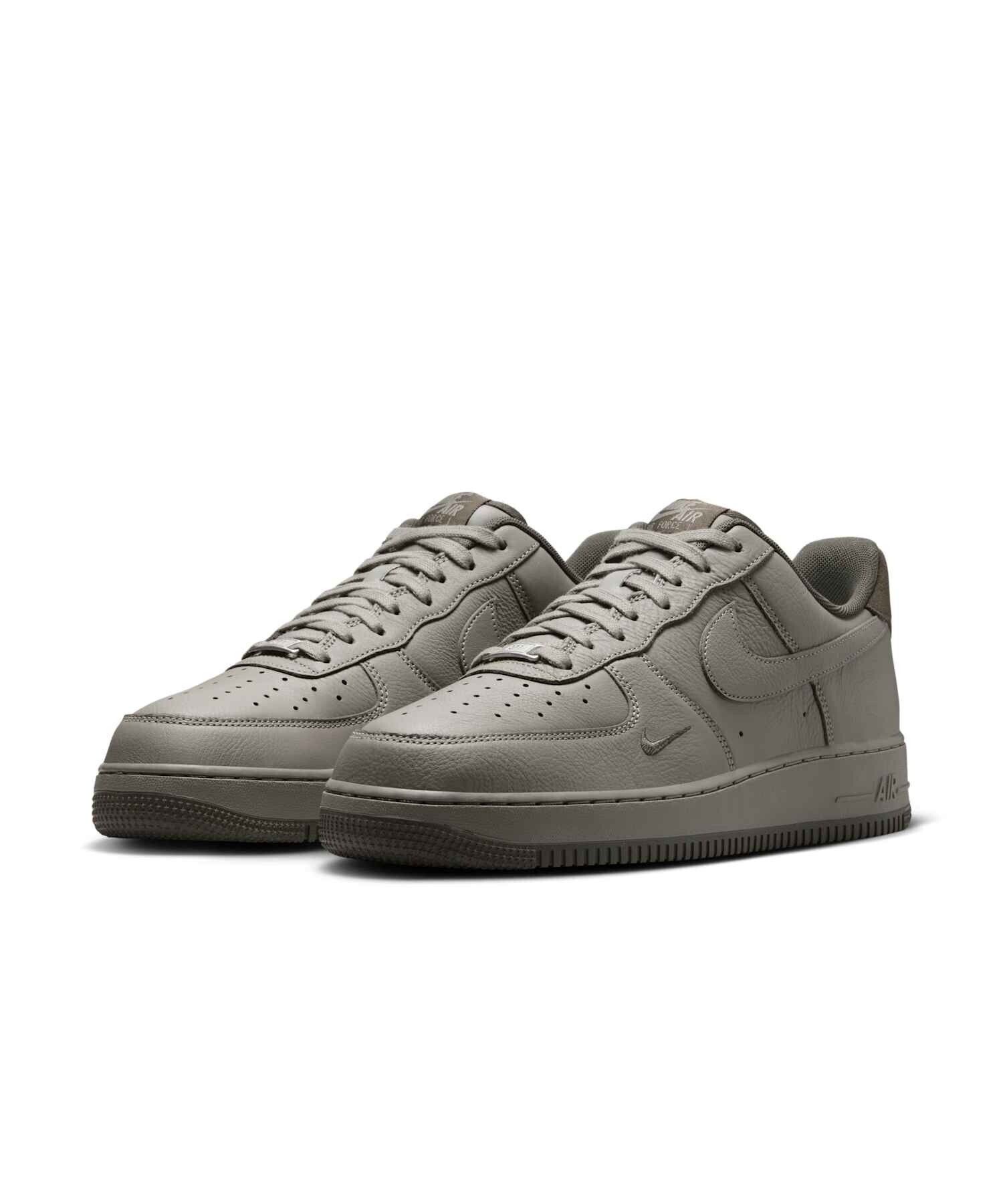 NIKE Nike Air Force 1 '07 LV8 Men's Shoes