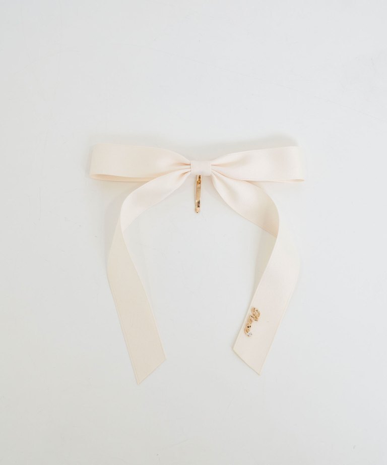 Rosé Muse satin ribbon pin