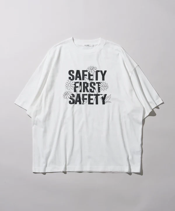WEGO アソートグラフィックT