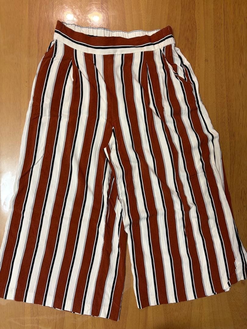 H&M ストライプ柄 ガウチョパンツ