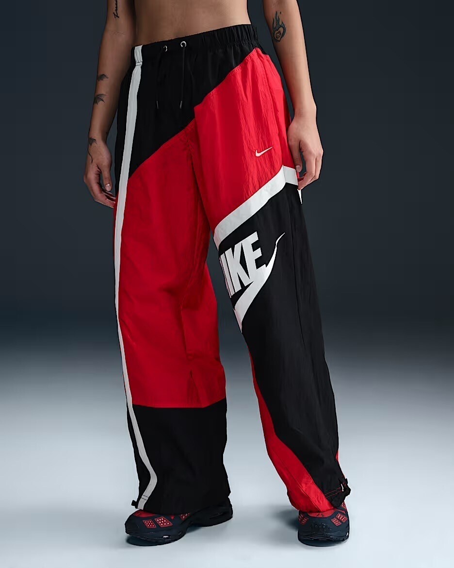NIKE ウィメンズ ミッドライズ ルーズ ウーブン オープンヘム パンツ