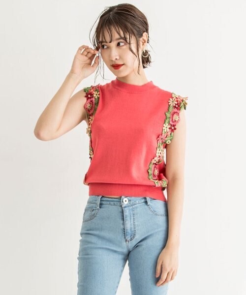 Million Carats 【抗菌・防臭・UV加工】花レースニットノースリーブTOPS