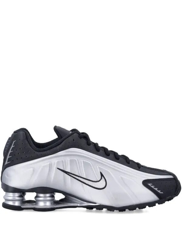 NIKE Shox メタリック スニーカー