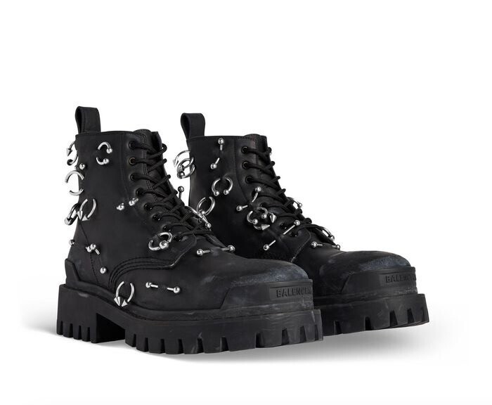 Balenciaga STRIKE 20MM ピアーシングブーツ