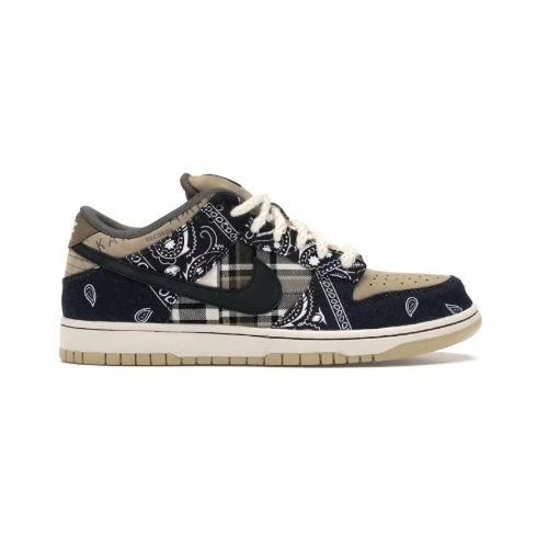 Travis Scott × NIKE SB Dunk Low