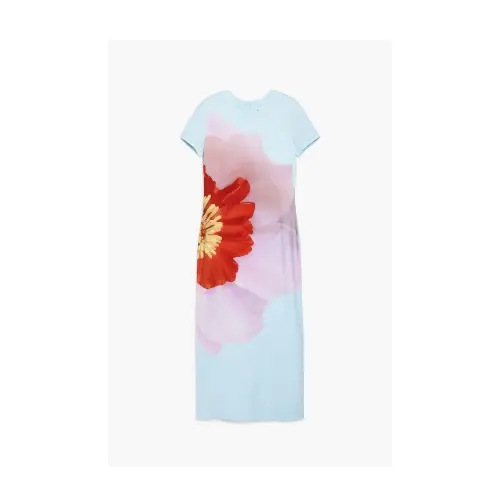 Desigual Mr. Christian Lacroixによってデザインされたドレス