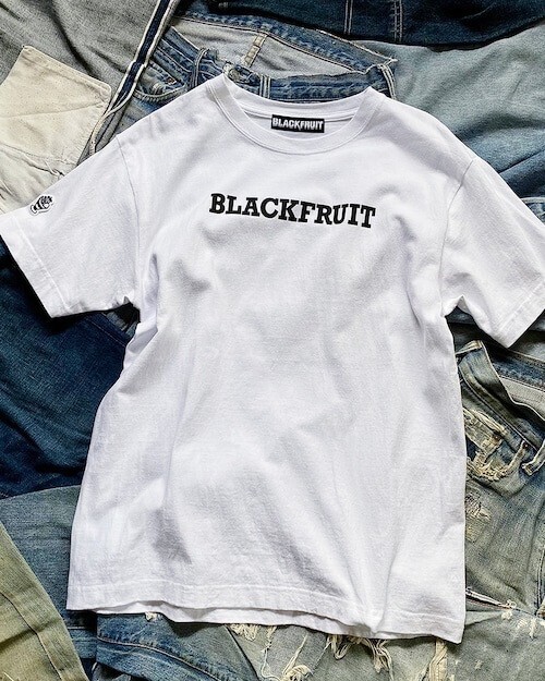 BLACKFRUIT BLACKFRUIT™ PRINTED TEE