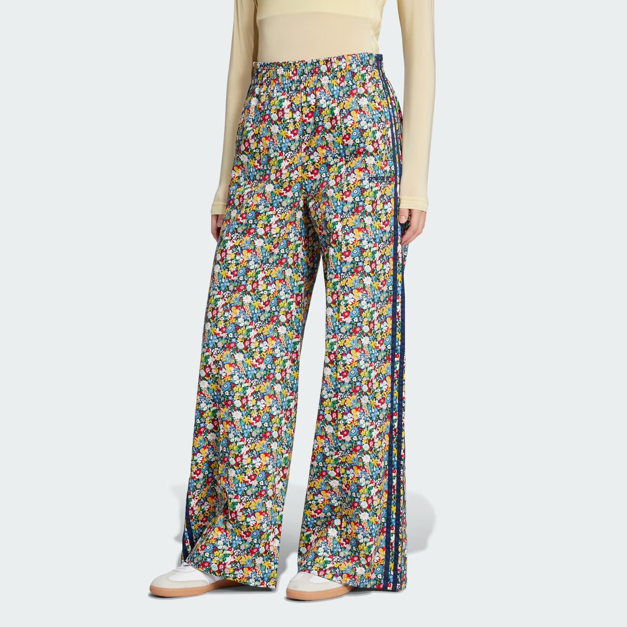 adidas LIBERTY LONDON ワイドレッグトラックパンツ