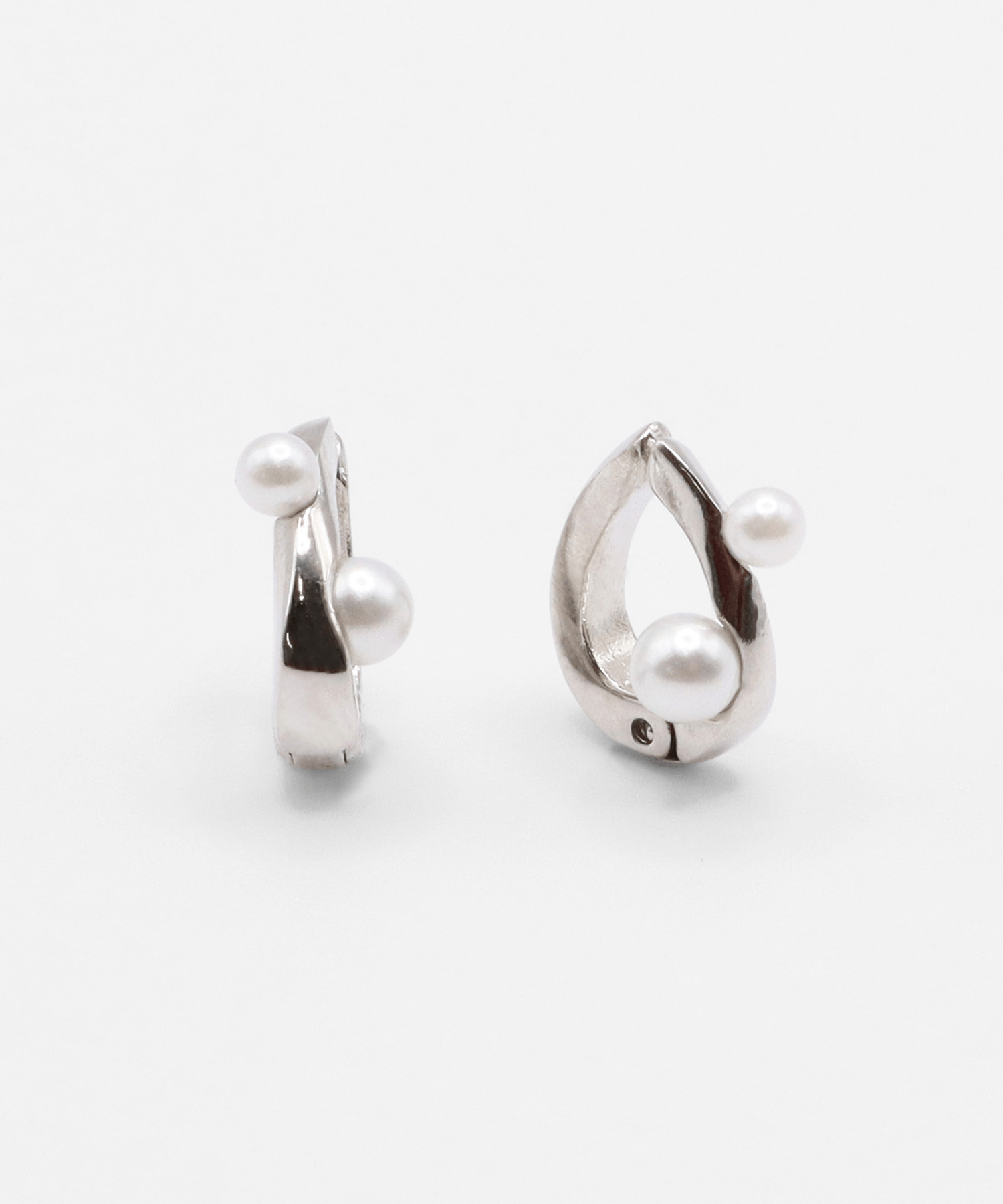VATSURICA 〈V176E2〉パール ワンタッチ イヤリング