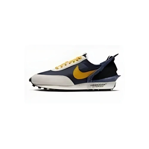 NIKE × UNDERCOVER デイブレイク