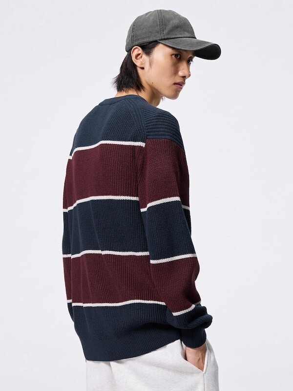 GU Striped Crew Neck Sweater