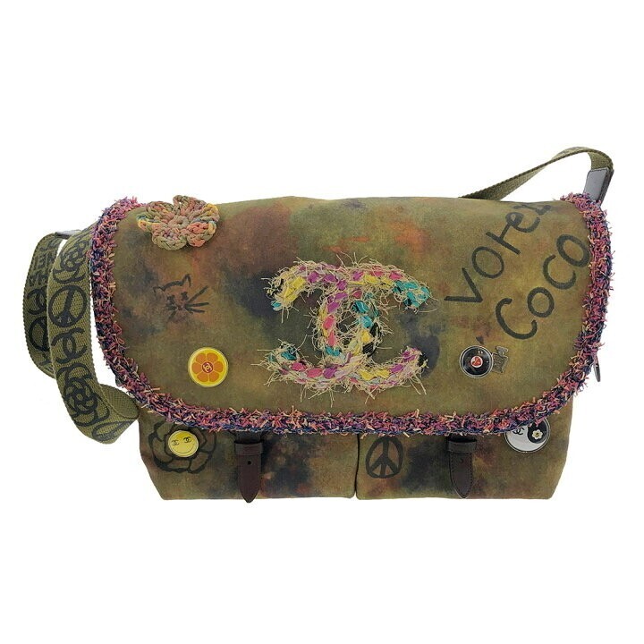 CHANEL エンブロイダリー メッセンジャー グラフィティ