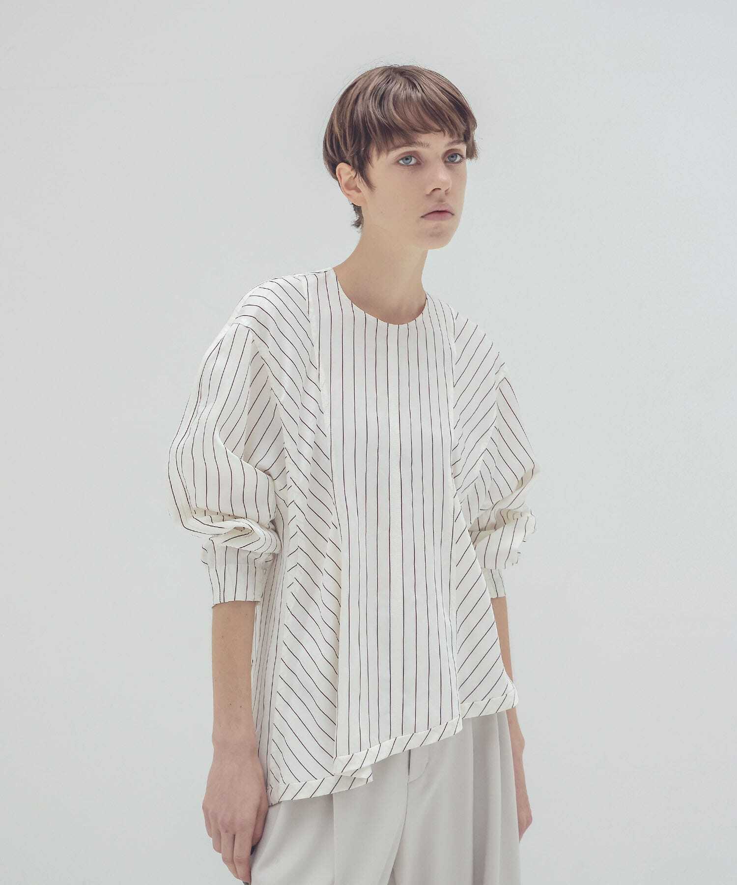 DRESSLAVE asymmetry hem pinstripe blouse