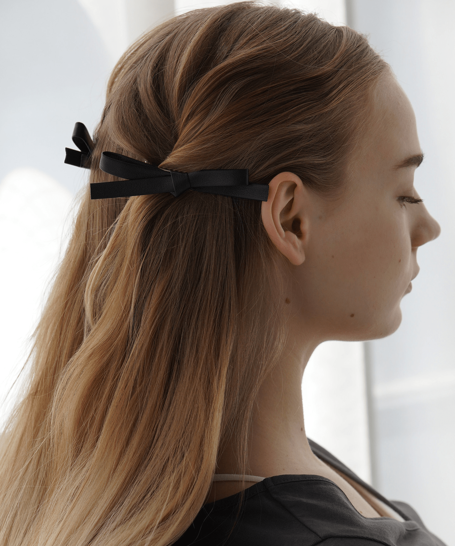VATSURICA 〈th-250①〉レザー リボン ヘアクリップ 2本セット