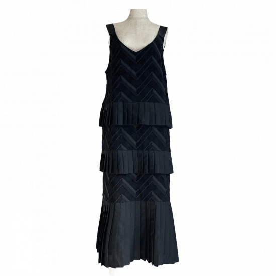 BayBee three tiered pleats dress