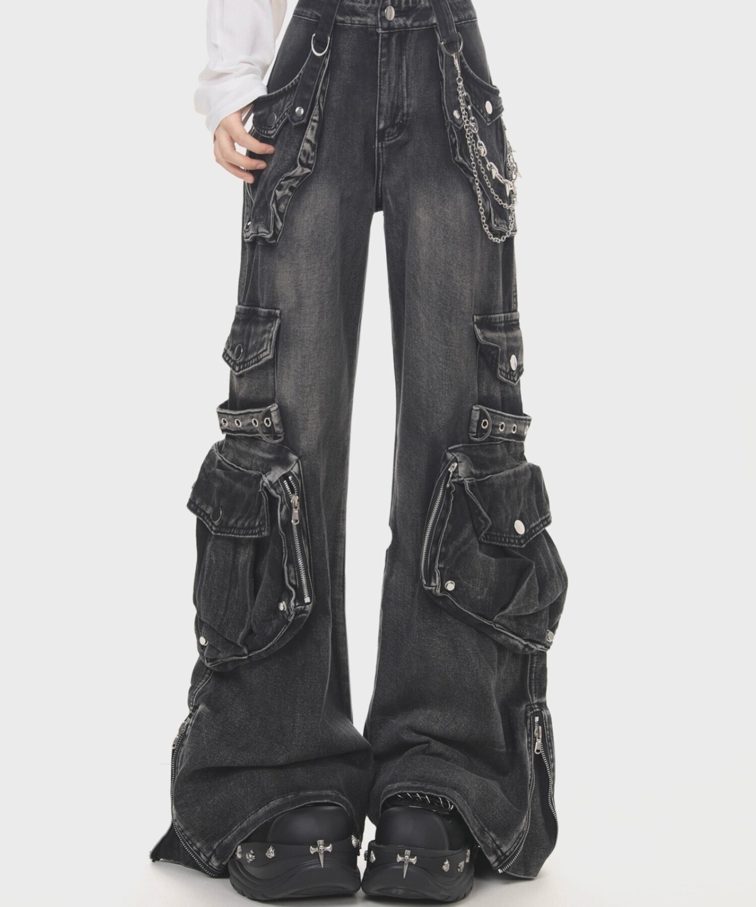 A'gem Vintage Volume Multi-Pocket Cargo Denim