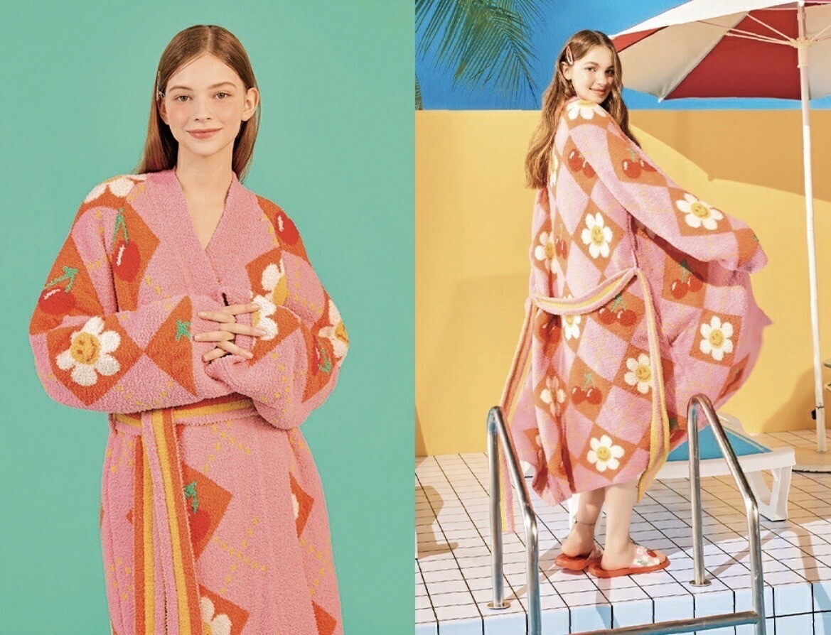 wiggle wiggle lounge robe