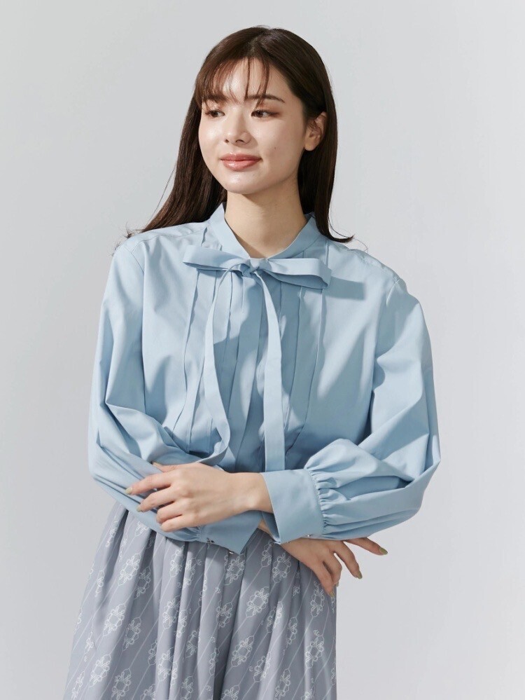 TONAL シルキーリボンピンタックブラウス