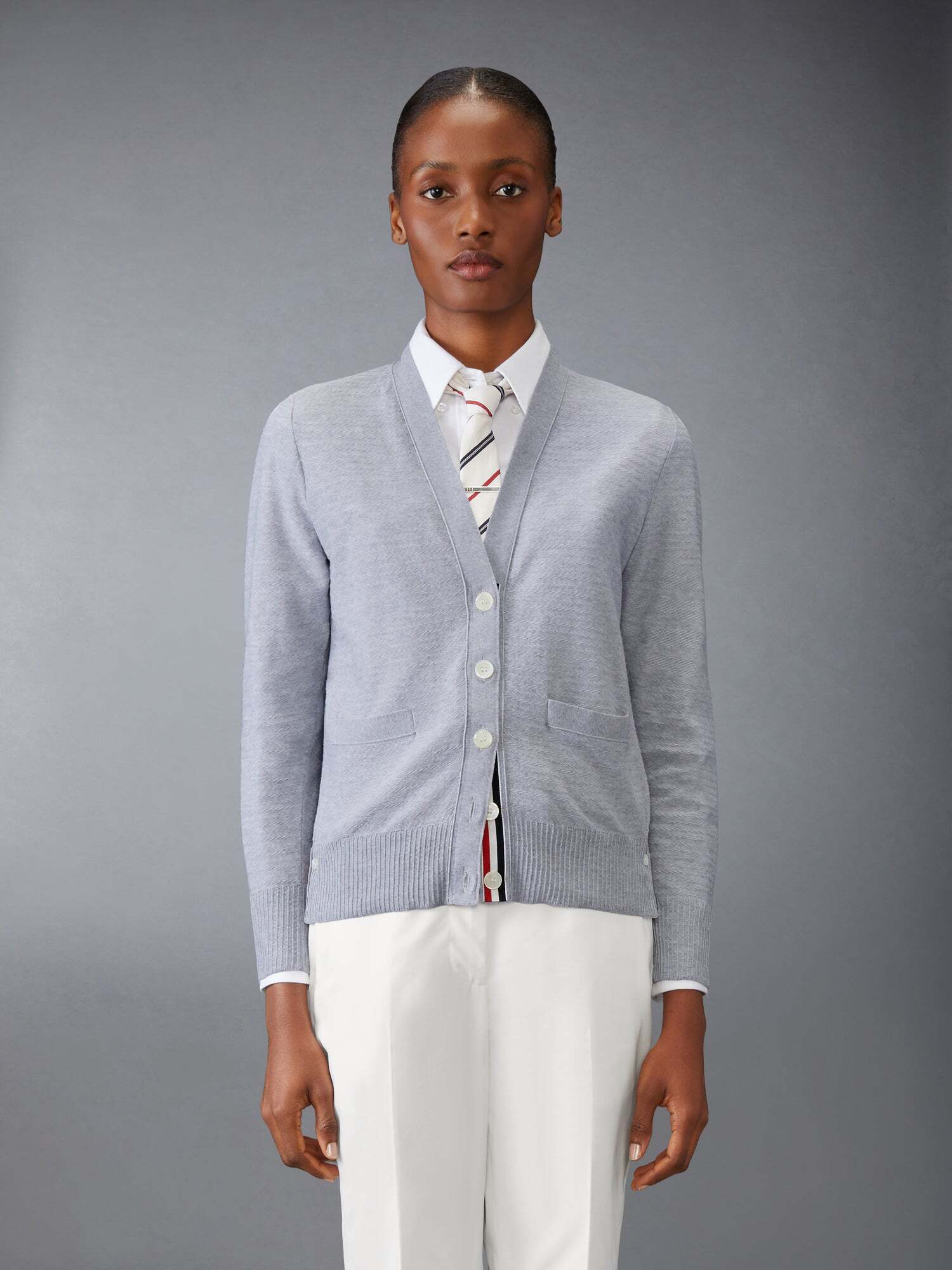 THOM BROWNE. NEW YORK コットン Vネックカーディガン