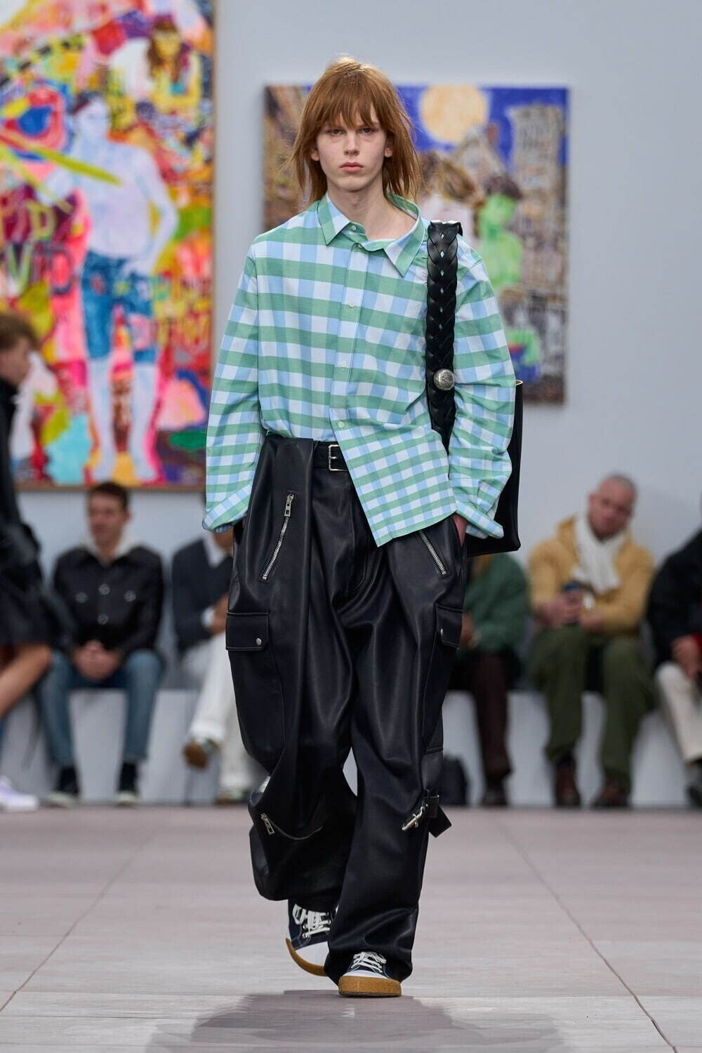 LOEWE ロエベ 2024-25年秋冬コレクション