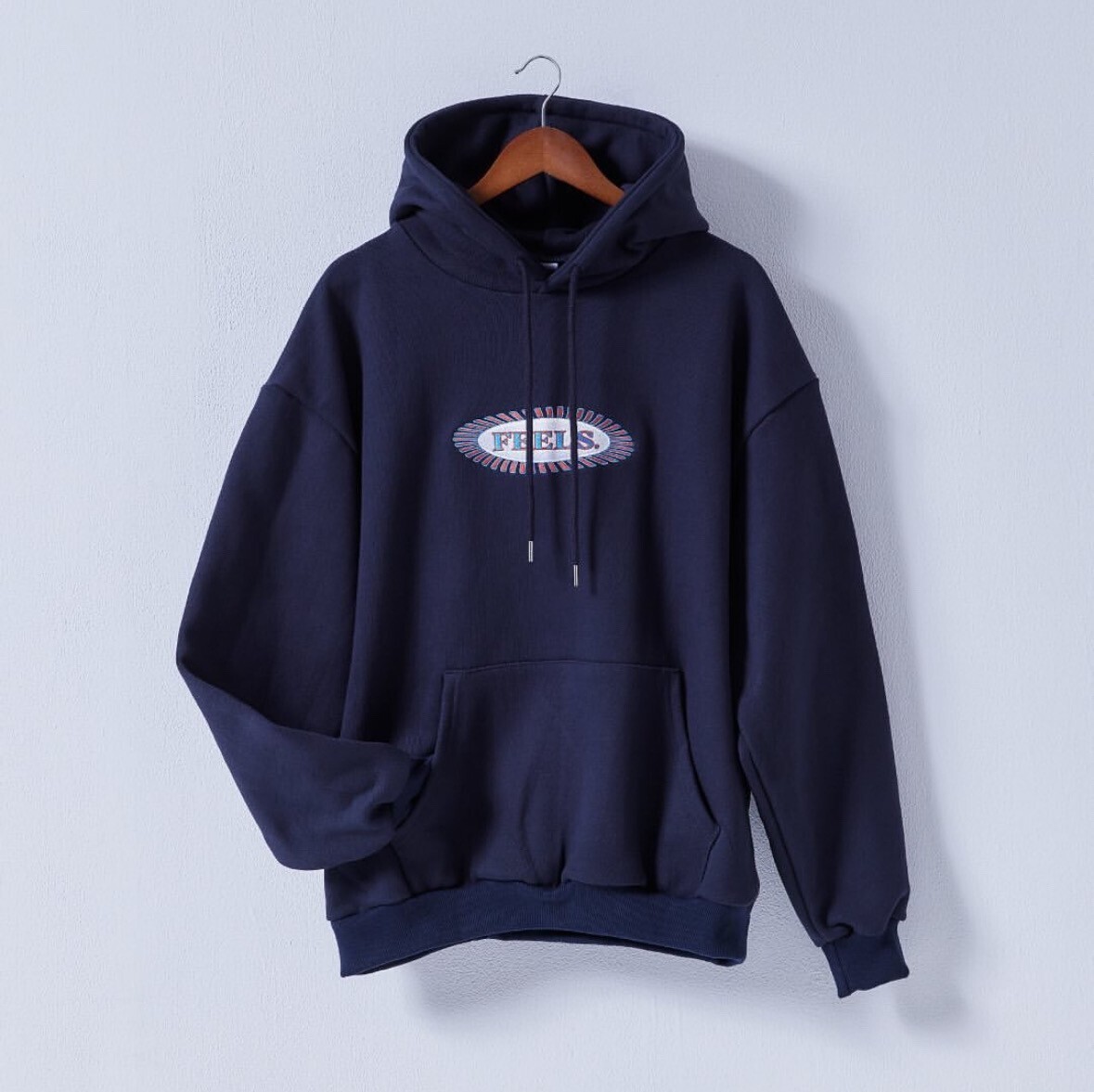 FEELS. HOODIE