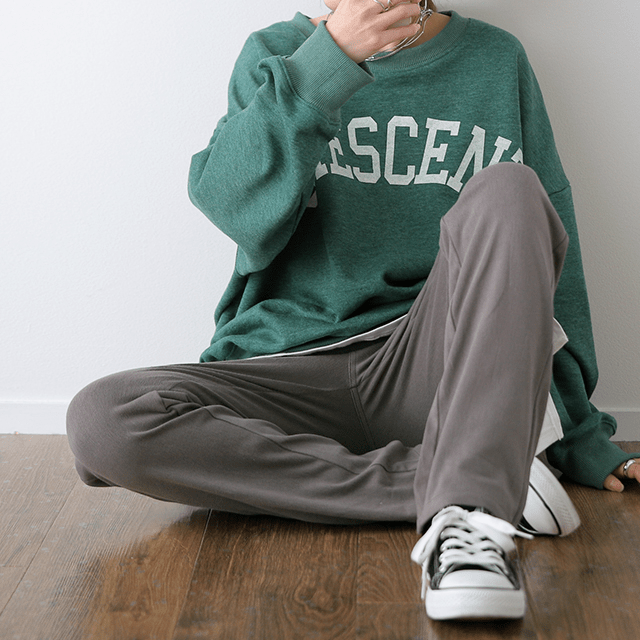 HUG.U 疲れないストレッチパンツ