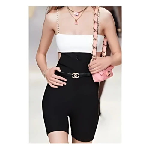 CHANEL ジャンプスーツ ショート パンツ チェーン