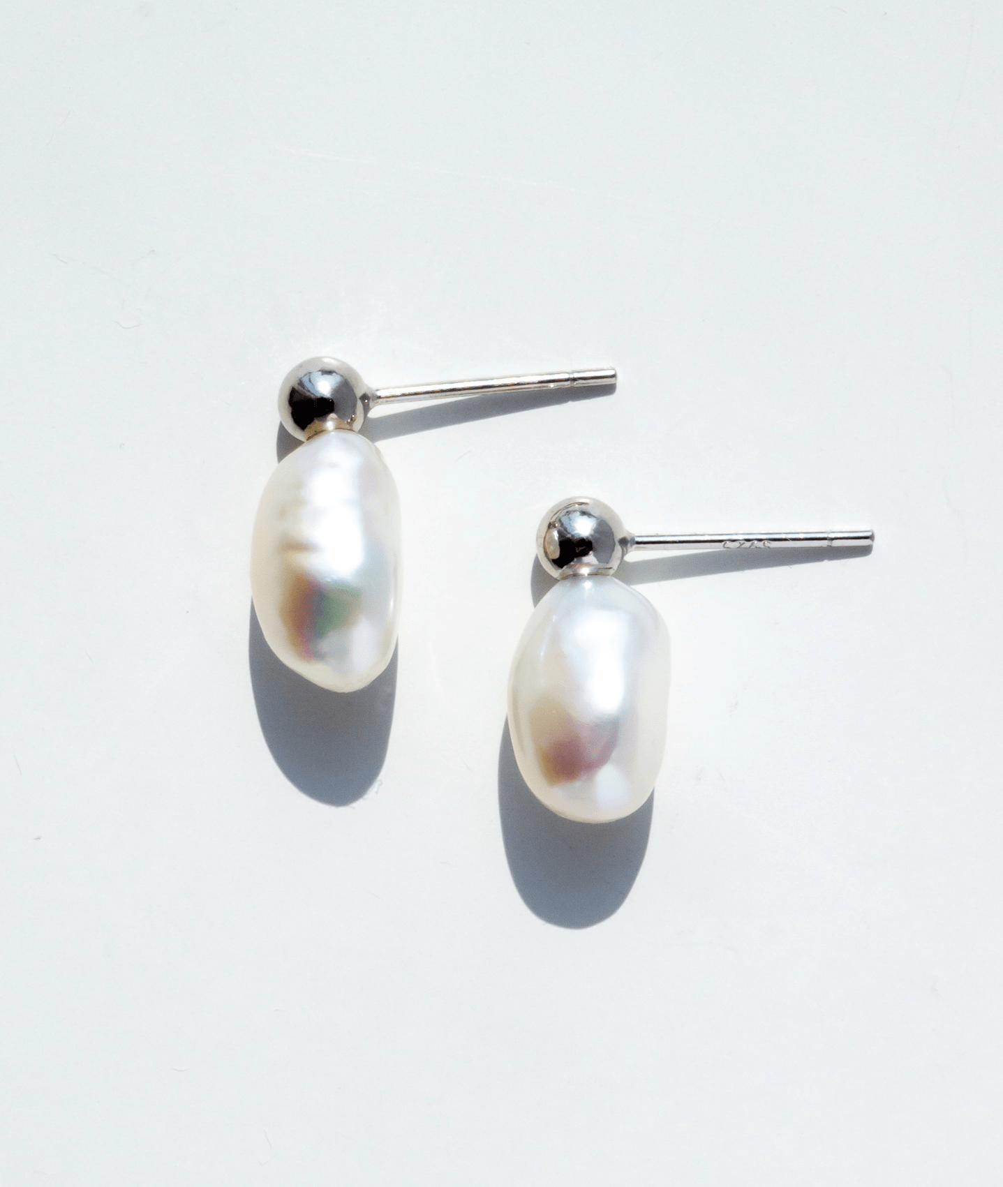 Meach. Meach.【PI201】K14GF/SILVER925 淡水バロックパールミニスタッドピアス