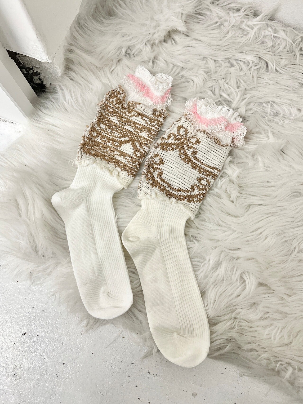 yushokobayashi knit lace socks : white