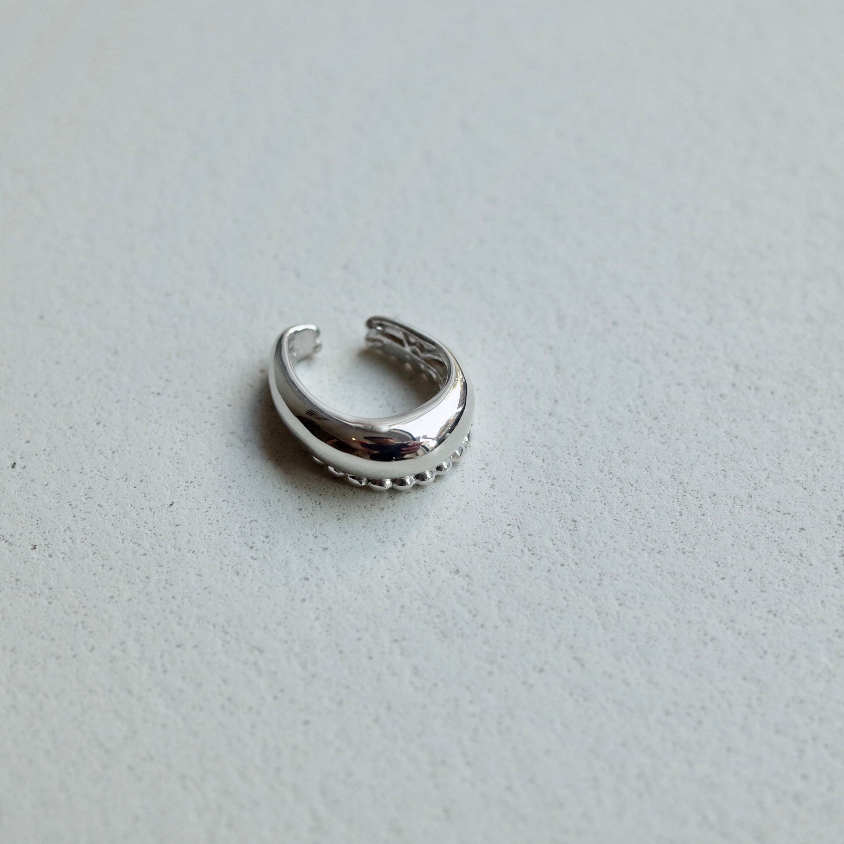 warmth Drop Milgrain Ear Cuff