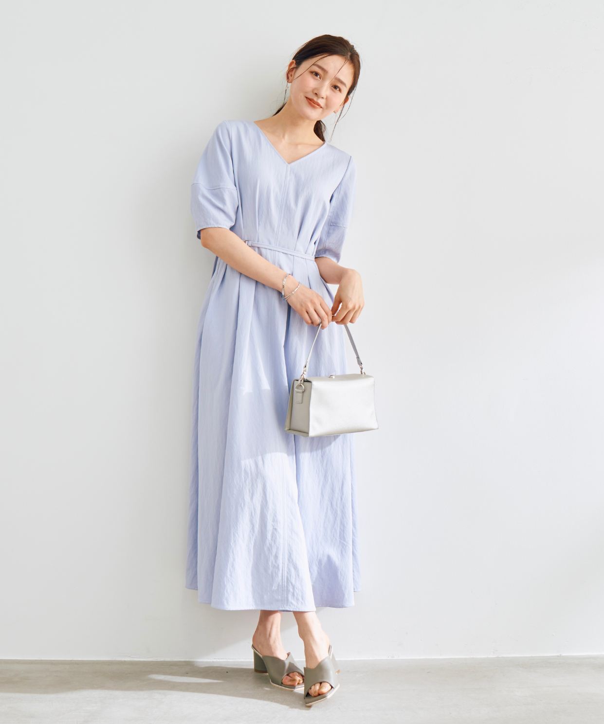 Stola. 配色ステッチベルト付きワンピース