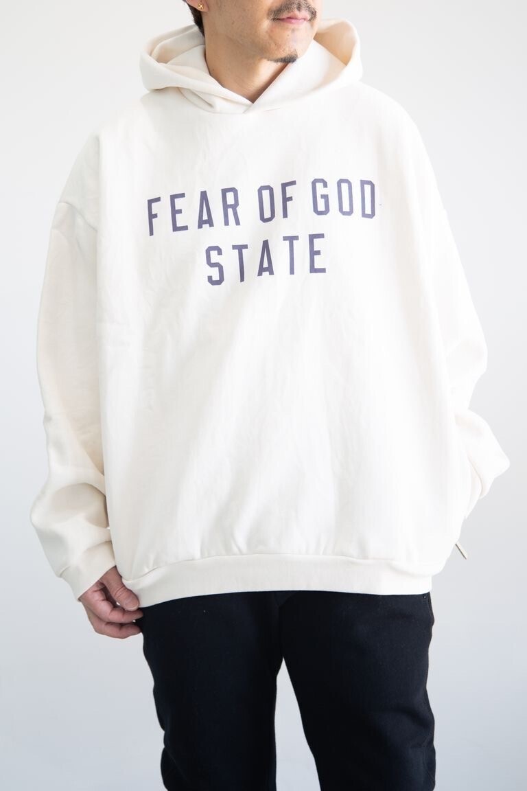 FOG ESSENTIALS 24FW STATE LOGO SWEAT HOODIE / シェル